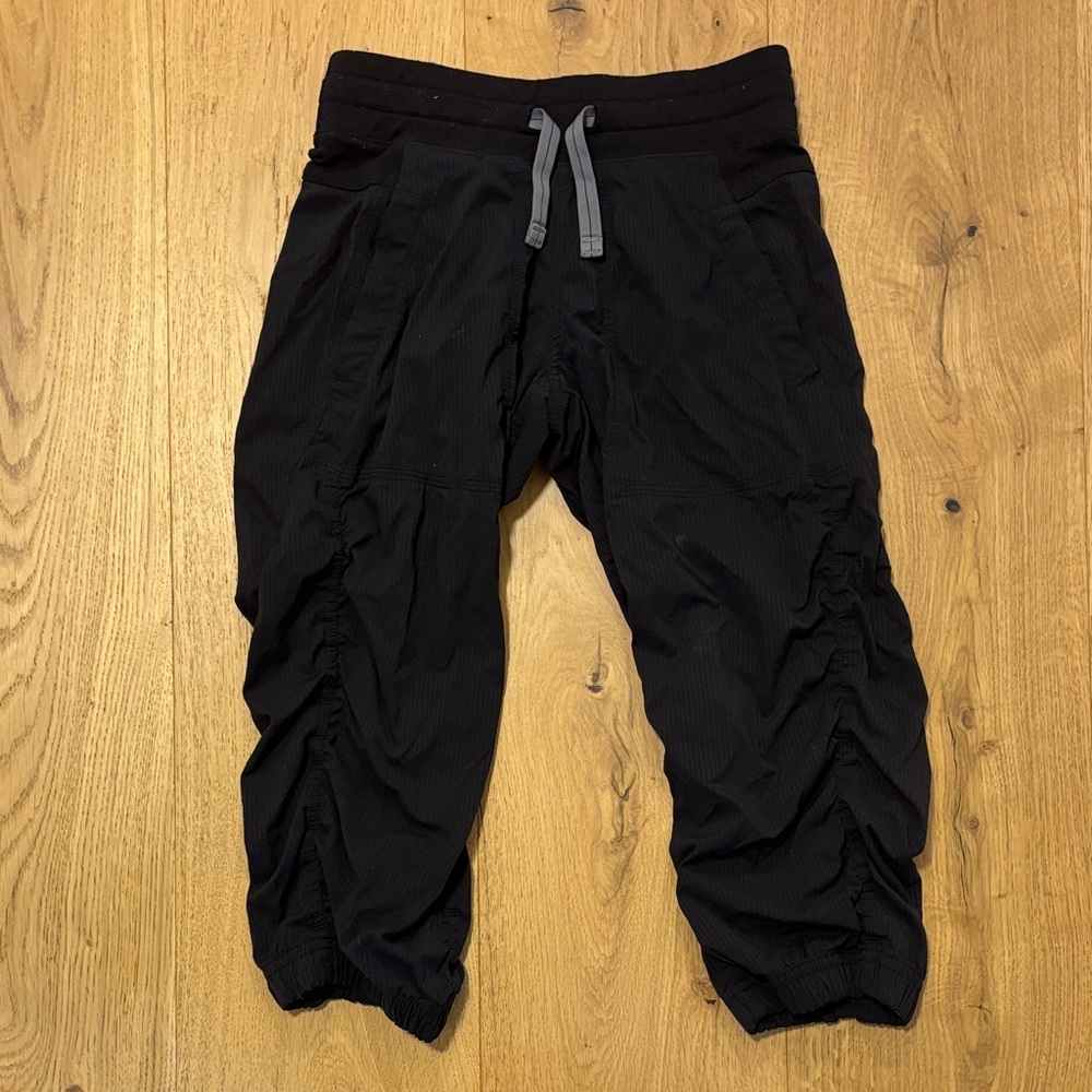 Ivivva Black Kids Jogger Pants